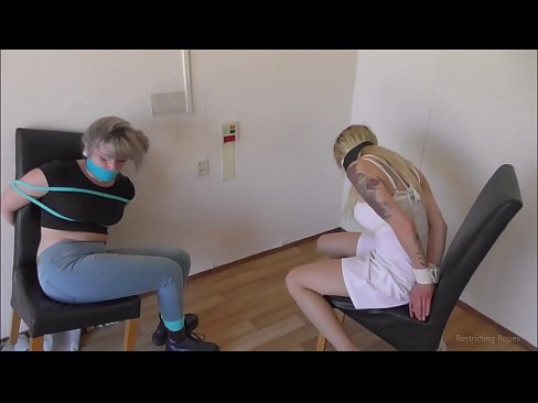 ❤️ нашъаманд / баста ва gagged / духтарак дар изтироб ❤ Шлюсҳо дар мо ❌️